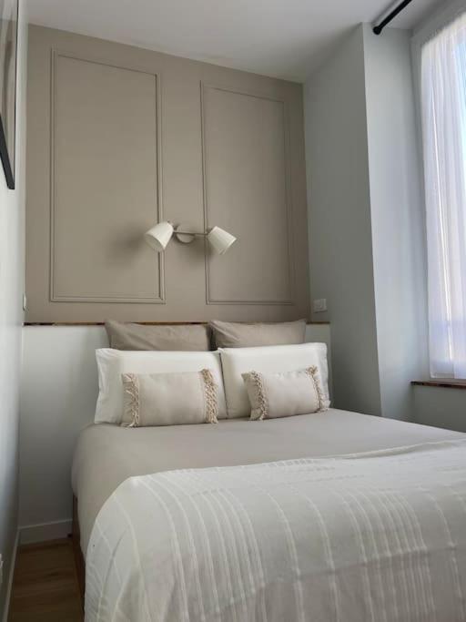 Joli Appartement Avec Parking - Proche Centre Ville Chartres Esterno foto