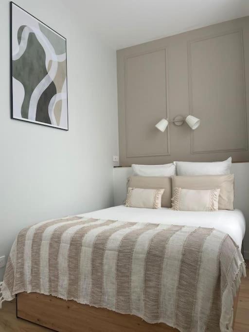 Joli Appartement Avec Parking - Proche Centre Ville Chartres Esterno foto