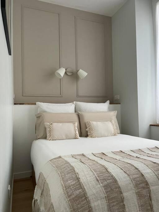 Joli Appartement Avec Parking - Proche Centre Ville Chartres Esterno foto